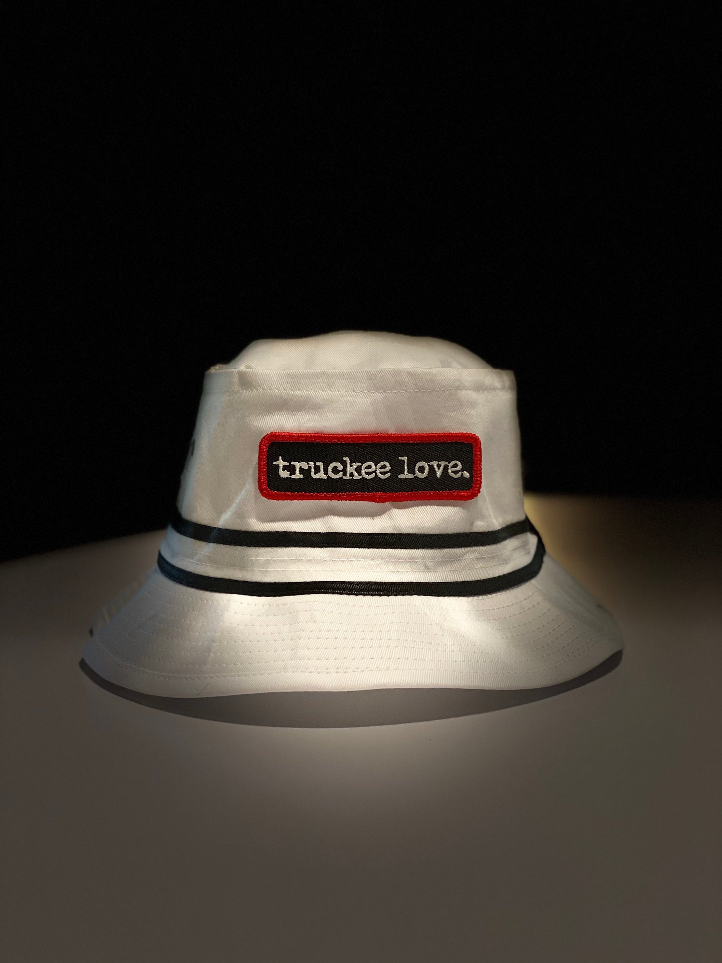 bucket hat