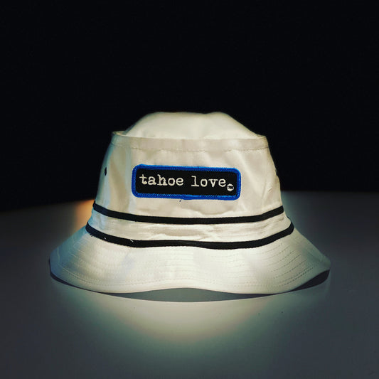 bucket hat